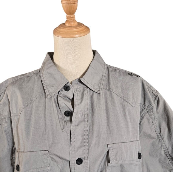 Harley Davidson Gray Logo Button-Up Men's Shirt - Picture 2 of 9